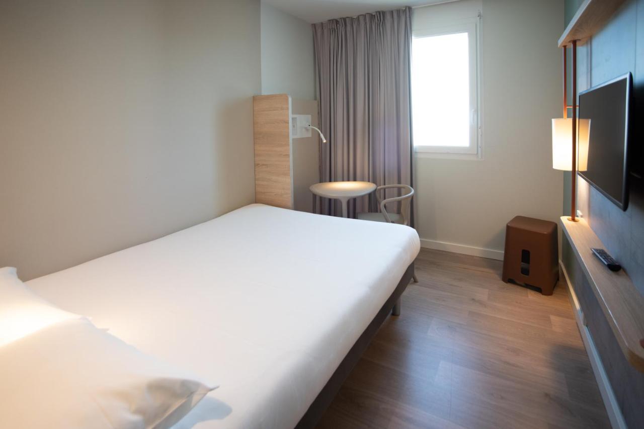 Hotel Ibis Budget Fribourg Extérieur photo